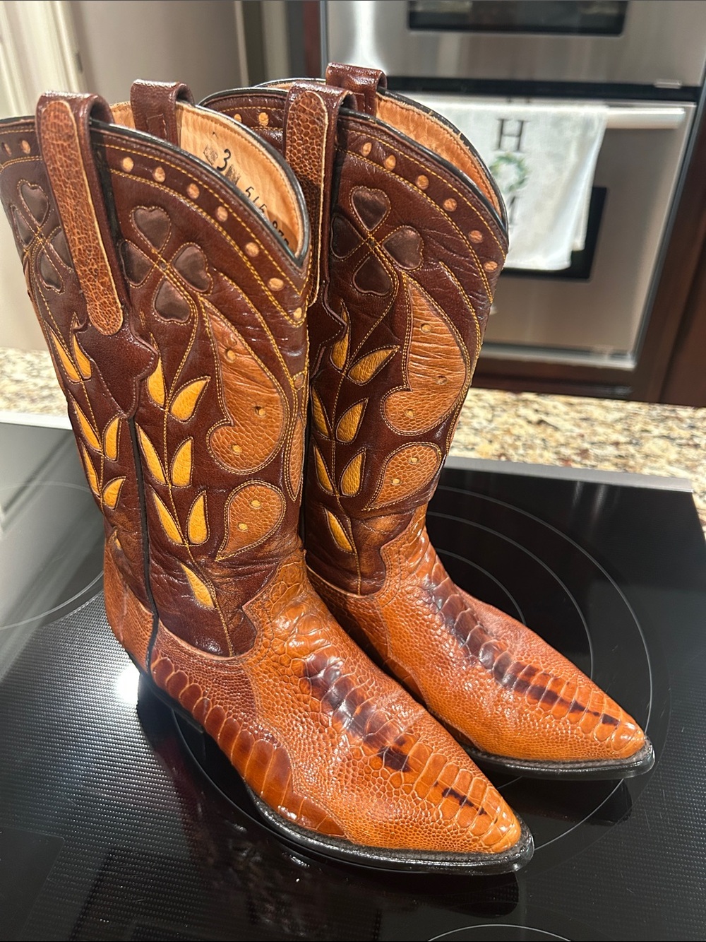 Women's Brown Two-Tone Western Heeled Boots